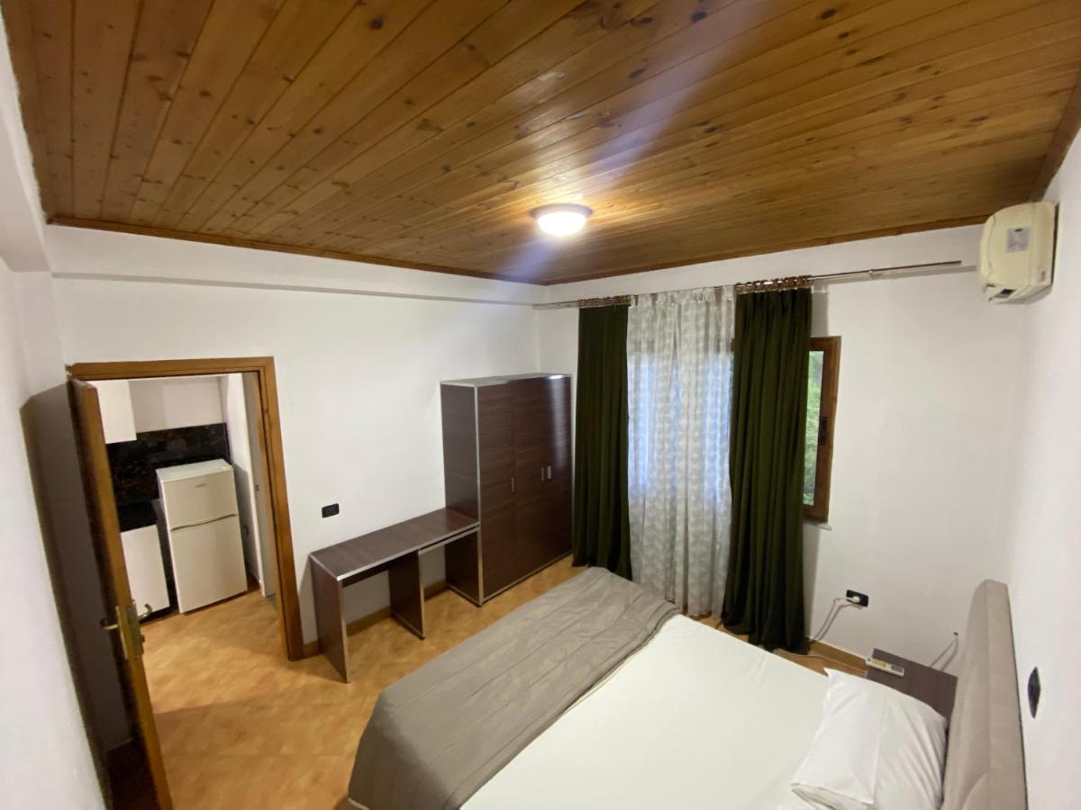 Hotel Garden Villa Ardo Golem  Bagian luar foto